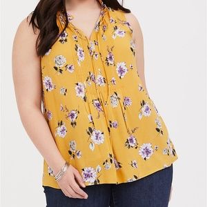 NWT Torrid Floral Challis Pintuck Tank (2X)